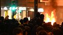 Los últimos disturbios que han incendiado las calles en distintas ciudades de España y sus principales diferencias: del caso de Barcelona a los altercados en Bilbao