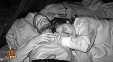 Ivana y Arkano, cada vez más cerca, no desmienten los rumores de romance y duermen juntos: "El calor humano está muy bien"