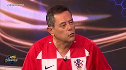 Tomás Roncero aparece con la camiseta de Crocia de Luka Modric y explica el motivo