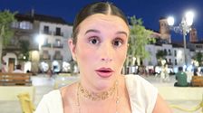 Sandra se defiende de las críticas a su relación