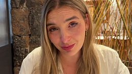 Lester le escribe una carta de amor a Patri y acaban llorando