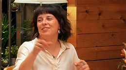 María sorprende en First Dates con su comunicación animal y su comentario sobre el alcohol
