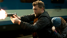 Con Sam Worthington
