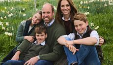 Le cartoline di Natale 2025 dei reali