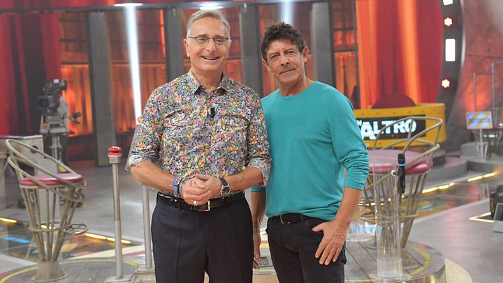 Avanti un altro - story