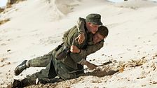 Land of mine (Bajo la arena)
