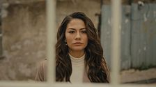 Cap.13 - Unos extraños para nuestras vidas
