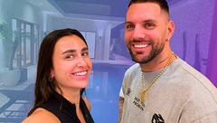 Cap.4 - Olatz y Barranco abandonan España y se comprometen tras su crisis