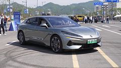 P1.514 - BYD estrena en España su segmento premium con el Denza Z9 GT