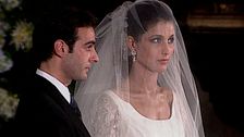 La boda de Enrique Ponce y Paloma Cuevas: de la historia del vestido, a los famosos que acudieron