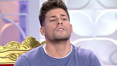 P2429 - Intimidad a voces