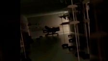 Un trabajador de la morgue graba el momento en el que un cadáver se levanta en mitad de la noche