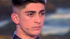 Este joven descubre por qué sus tías paternas nunca se han acercado a él