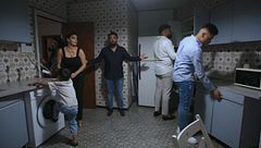 Los Jiménez se reencuentran en Sevilla y conocen su nuevo hogar