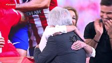 Ana Rosa se queda de piedra y emociona con la sorpresa de Enrique Cerezo: "Los atléticos te queremos"