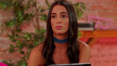 Claudia se sincera sobre cómo afectan sus inseguridades a su relación con Mario