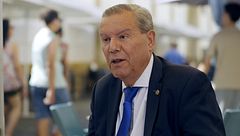 El presidente de la Federación de Empresarios de Cádiz niega que haya explotación laboral en la hostelería: "Si no lo denuncian los camareros, son cómplices"