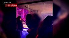 Exclusiva | La foto del beso de Victoria Federica con un chico en una discoteca