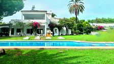 La espectacular mansión heredada de sus padres que ha vendido Lara Dibildos en Marbella por más de 4 millones de euros