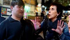 La madre de Jorge Cyrus estalla contra Pabs Pérez por llevar a Juan a Chueca