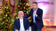 Xavier Sardà, ante una broma de Frank Blanco: "¡Oye, eres un poco bestia! ¡Mira que te criaste conmigo!"