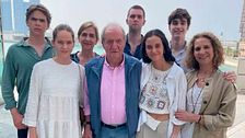 La verdadera relación del emérito con sus nietos: la llamada de advertencia a Victoria Federica y quién es su favorito