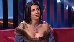 Naiara cuenta en 'Martínez y Hermanos' todo sobre su coche tuneado: "La policía me para un montón"