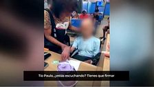 Una mujer acude al banco con su tío para cobrar un crédito de 3.000 euros y los empleados descubren que el hombre está muerto