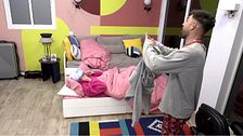 Álvaro se enfada con Andrea porque le gusta la colonia de Julen: "¡Que te calles ya!"