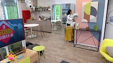 Ana se despierta al grito de "Miércoles de Gala" y Álex reacciona