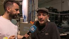 El técnico de iluminación contra el que arremetió Bertín tras suspender su concierto, le contesta duramente: “Habla sin saber”
