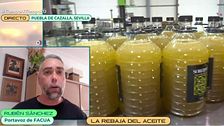 Facua critica duramente la rebaja del IVA en el aceite: “Los supermercados se estarían quedando con 4 euros de margen”