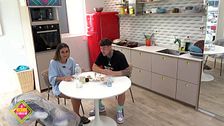Álvaro y Álex le preguntan a Pilar sobre su noche con Julen