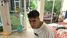 Julen de la Guerra se convierte en un divertido narrador de documentales