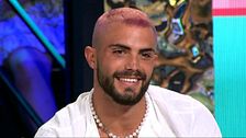 Julen Muñoz confiesa lo que ha pasado con su novia tras salir fuera y desvela qué tal con Pilar Llori: "Me tiene bloqueado de todos lados"
