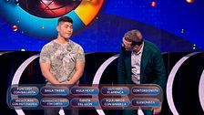 El momentazo de Joaquín Reyes intentando averiguar el talento oculto de Charly: "Estoy mirándole el mentón"