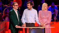 ¿Adivinarías cuál de estas cuatro parejas anónimas hace Danza del León? Luismi se arriesga y pierde el premio