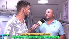 Desalojan un avión por unos restos de galletas: el comandante tomó una drástica decisión tras una disputa con una pasajera