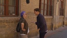 La divertida persecución de Xuso Jones a una señora que huía del programa: "Quieres liarme delante de toda Zaragoza"