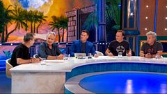 La noche en la que Hombres G y Iron Maiden casi acaban peleándose: "Vino a por mí y uno de seguridad nos apartó"