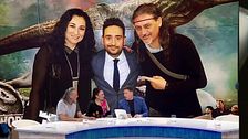 Dioni de Camela revela por qué Bayona le llama en ocasiones de madrugada: “Termina en un karaoke y tengo que cantar a grito pelado”