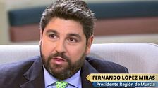 López Miras: "Hay un problema con la vivienda y con la conciliación que hace que las familias cada vez lo estén pasando peor"