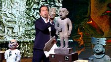 Desentrañando a Xipe Tótec, el dios mejicano que se hacía trajes con las pieles humanas de sus víctimas desolladas
