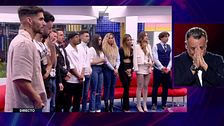Jorge Javier Vázquez, muy emocionado, comunica a los concursantes lo ocurrido en Valencia por la DANA