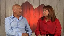 La soltera Karmele no consigue encontrar al hombre ideal que andaba buscando en 'First Dates': "Te veo más mayor que yo"