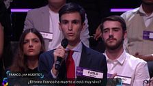 Un joven propone un "consenso" para acabar con las dictaduras: "Nada más nombrarlas ha habido un enfrentamiento"