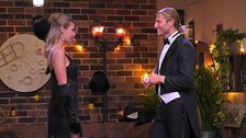 El interrumpido tango de Laura Boado y Matías en el cabaret de 'First dates': "Para, que me pones nerviosa"