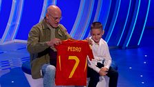 Luis de la Fuente sorprende a un niño de siete años que está pasando un momento difícil: "Ha perdido a alguien especial"