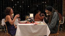 Sergio vuelve a 'First Dates' para quedarse prendado de su cita: "Estás preciosa"