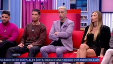 Carlos Sobera llama la atención a los concursantes tras el conflicto de Álex y Romina